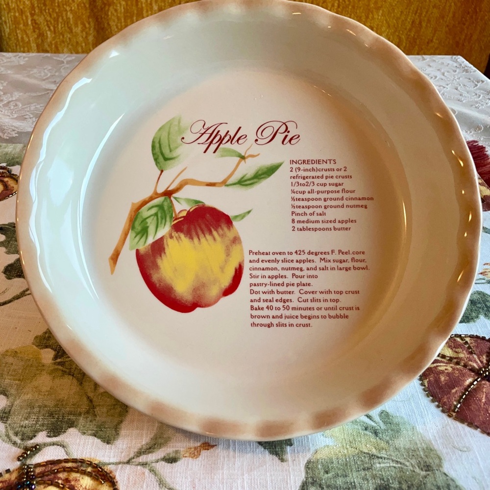 🍁🍂 NEW Ceramic Deep Dish Pie Plate with Old Fashioned Apple Pie Recipe!🍎